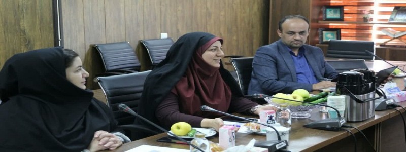 حضور رئیس دانشکده در مصاحبه متقاضیان دوره آموزشی کوتاه‌مدت کتابدار بالینی